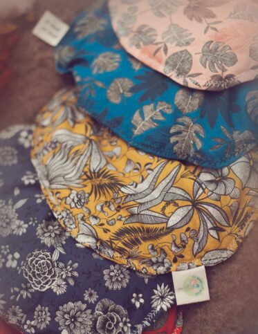 lot de bouillottes colorées en graines de lin bio